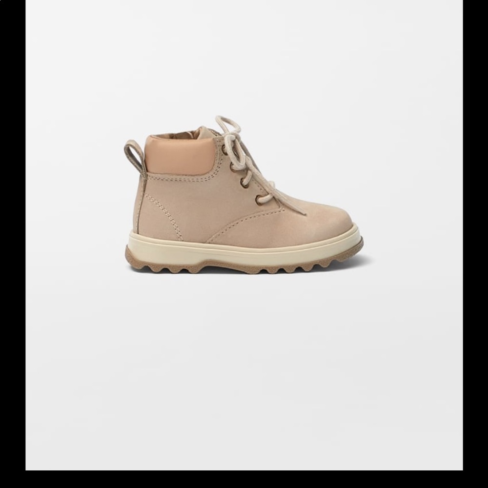 Zara Toddler girl boots